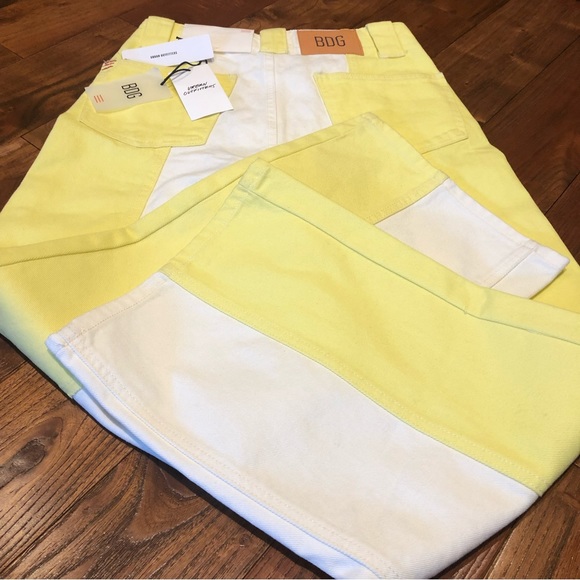 NWT BDG High & Wide Jean - Colorblock yellow and white stripes sizes 26, 27 - Picture 12 of 12